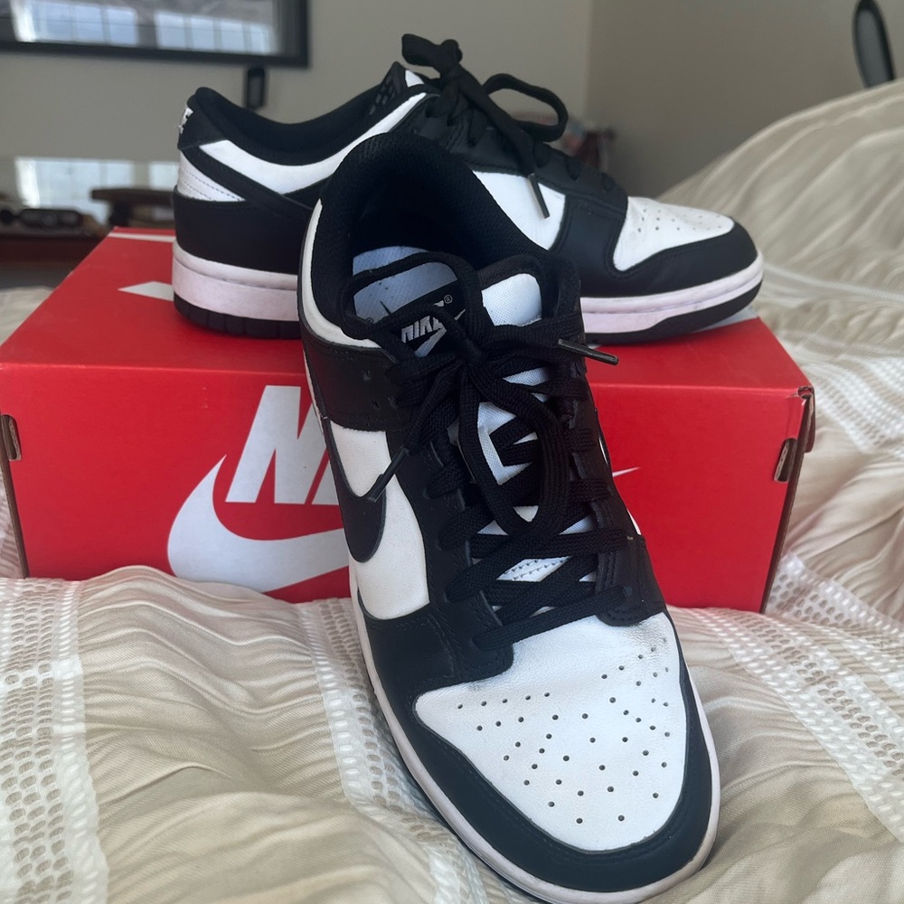 Nike Panda Style - women’s size 8